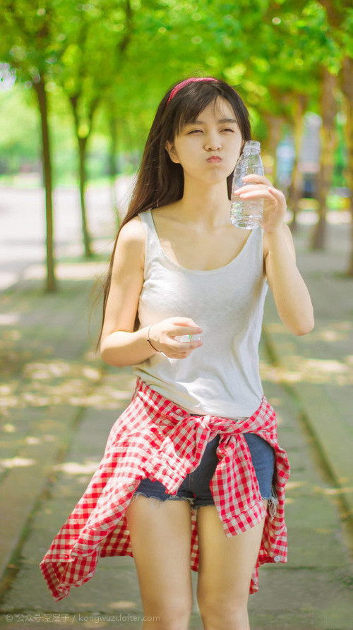 绿色节能灯光系统在足球场普及，节能减排成新常态，绿色节能灯具