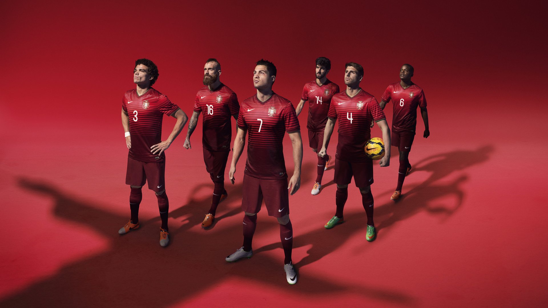 伊朗男足在巴黎奥运会比赛中以3-1击败巴西，21年伊朗男足大名单