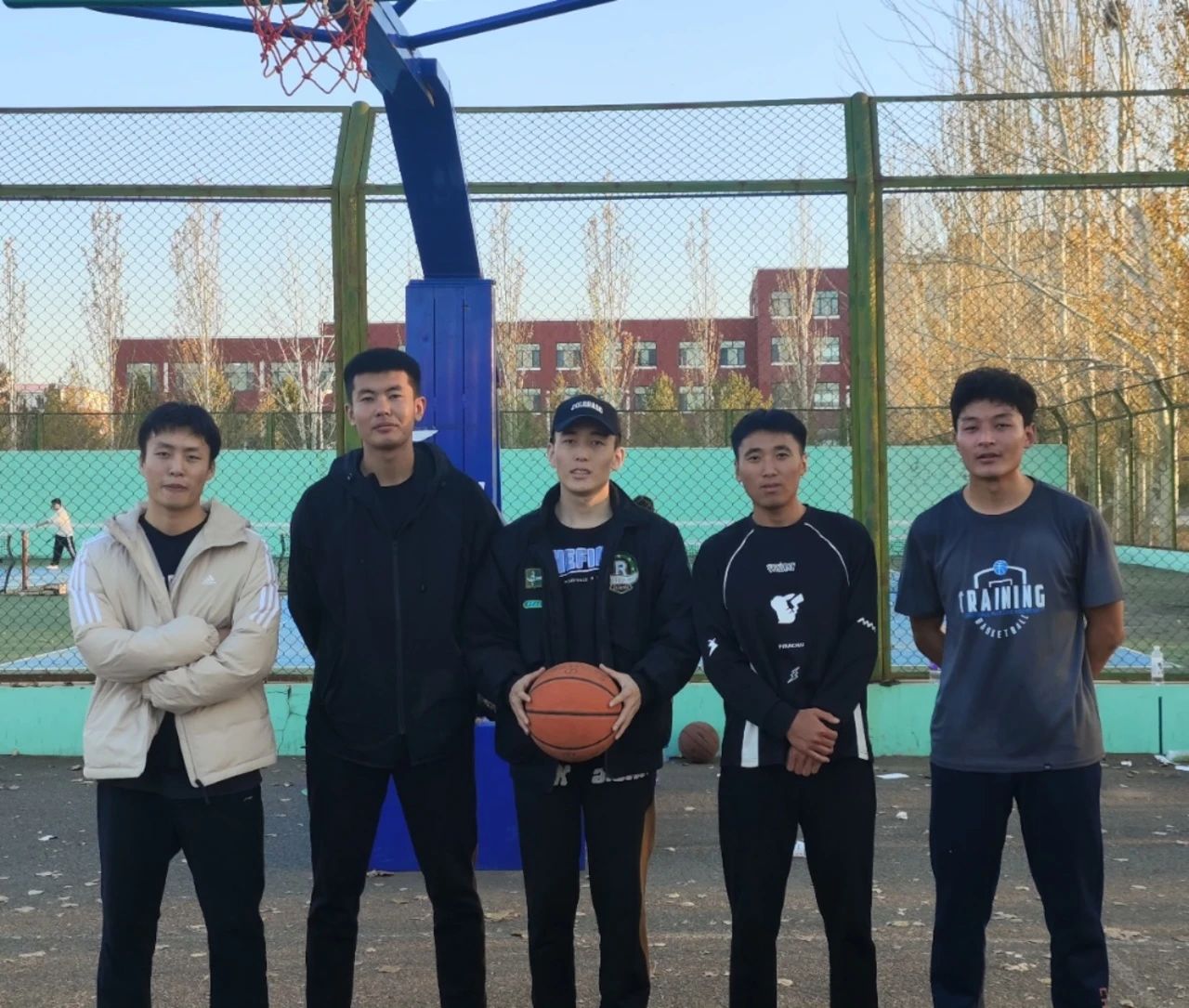 乐鱼体育：篮球文化节精彩纷呈，吸引众多篮球爱好者参与的简单介绍